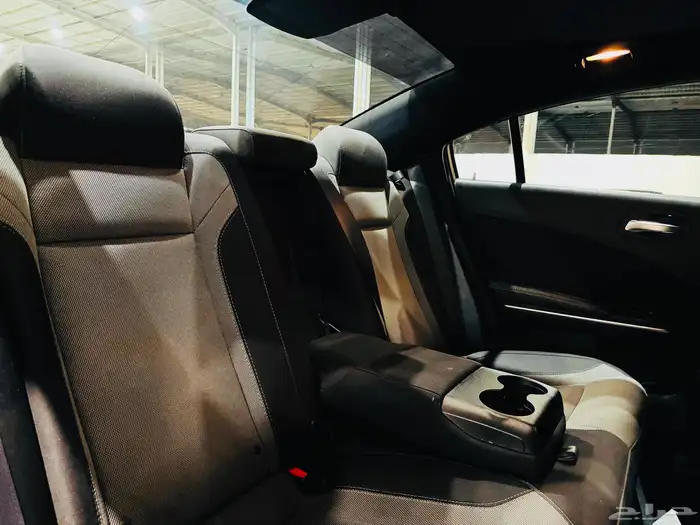 تشارجر RT فل هاوس نظيف جدا 9