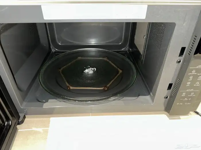 Used LG Microwave Solo 42L ال جي مستعمل مايكرويف 42 ليتر 1