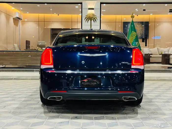 كرايسلر C300 فل كامل سعودي نظيف جدا 8 سلندر 3