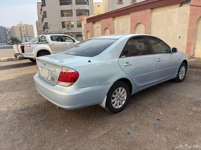 السلام عليكم ورحمة  الله وبركاته كامري 2005 قراندي 6 سلندر 3