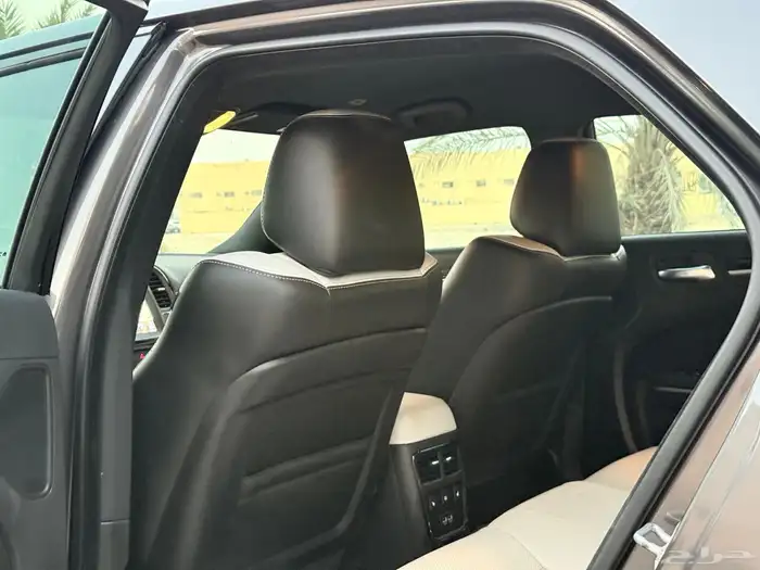 كرايزلر C300s موديل 2021 بحالة الوكاله شرط 29