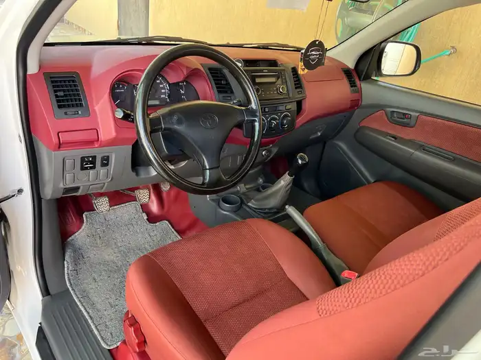 هايلوكس غمارة المديل 2015 سعودي عبداللطيف جميل جي ال اكس 29