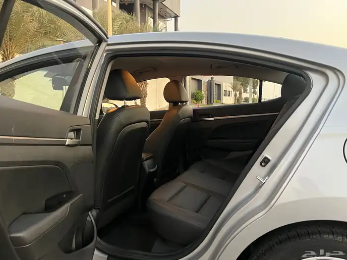 هيونداي لنترا (افانتي) بدي وكاله نظيفه جدا ممشى قليل 29