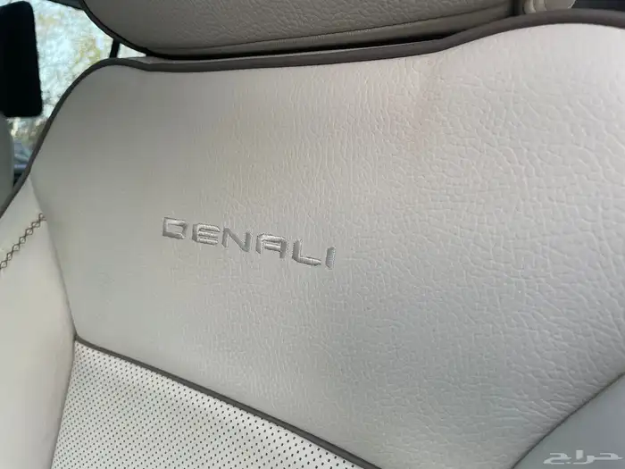 يوكن دينالي 2022 شبه جديد 61