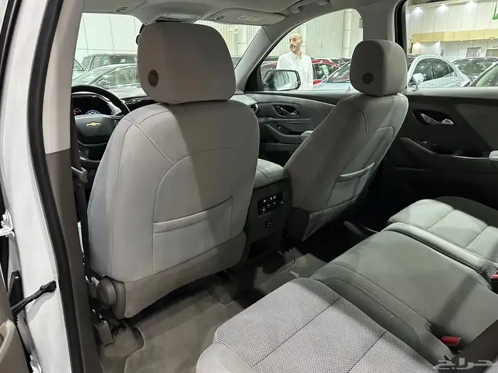 شيفورليه ترافيرس LS موديل 2018 نظيف 19