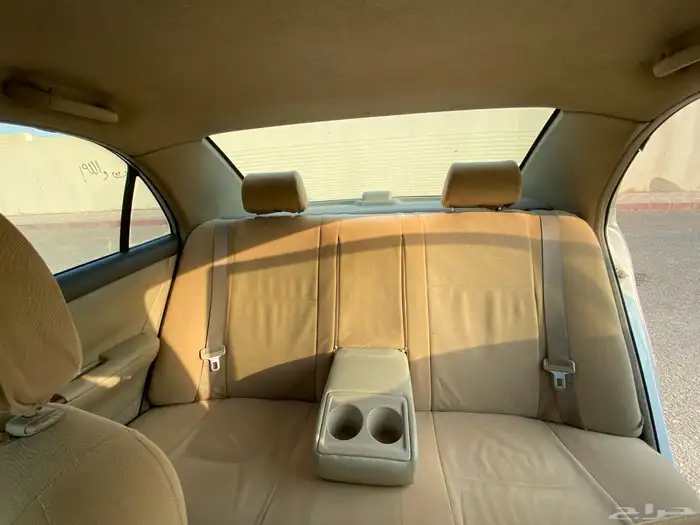 تويوتا كورولا فل كامل قير عادي 2006 13