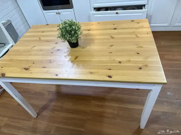 طاولة اربع اشخاص 2