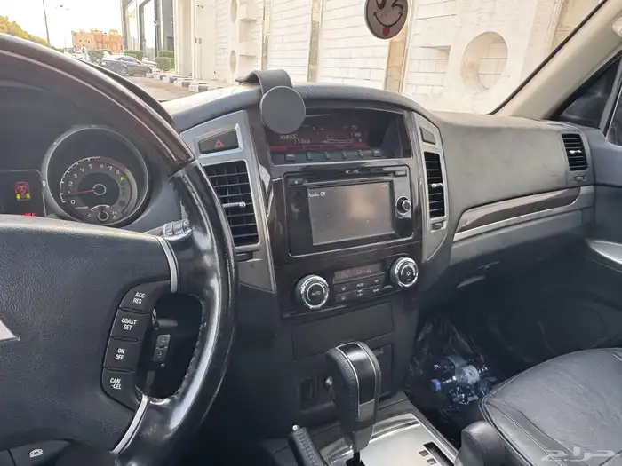 ميتسوبيشي باجيرو 2018 فل وكاله 3.5 11