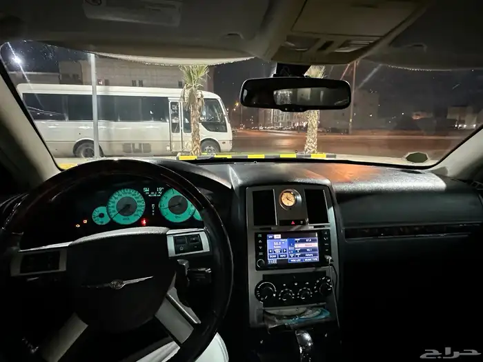 للبيع كرايسلر هيمي فل كامل 2010 سعودي 5