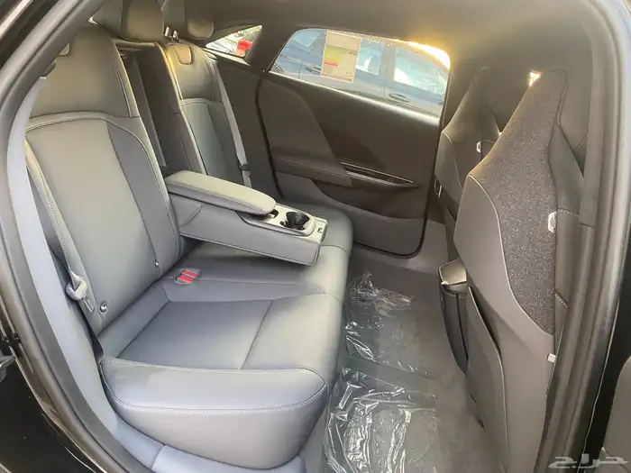 لوسيد اير بيور موديل 2025 جديد اصفار عرض خاص 17