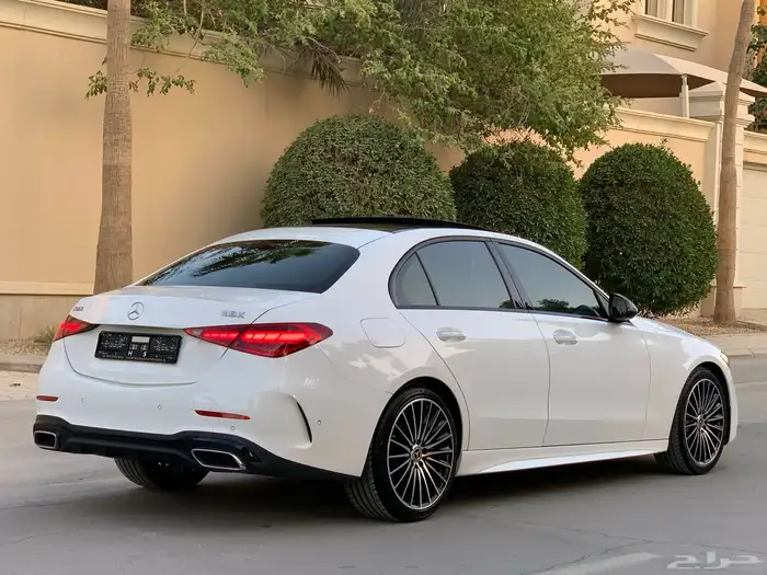 مرسيدس C200 موديل 2023 بحالة الوكاله ممشى 37 الف 9