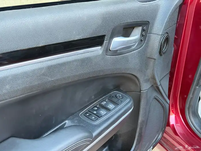 كرايزلر S300 موديل 2021 16