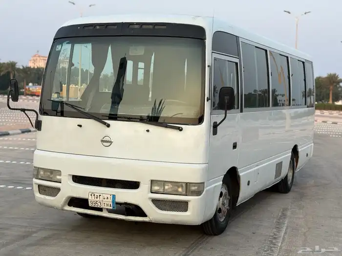 باص نيسان سلفيان 2014 ديزل 30 راكب 4