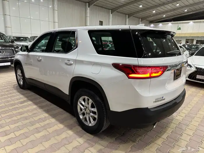 شيفورليه ترافيرس LS موديل 2018 نظيف 25