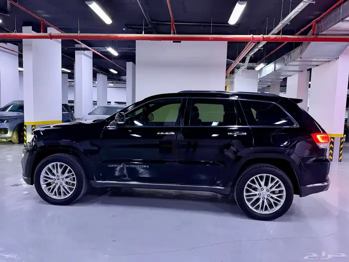 Jeep Grand Cherokee Summit 4