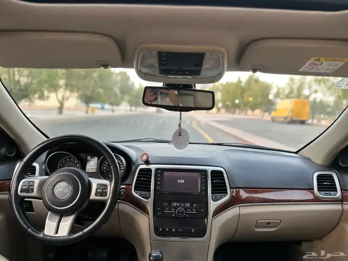 جيب جراندي شروكي موديل 2013 سعودي دبل 14