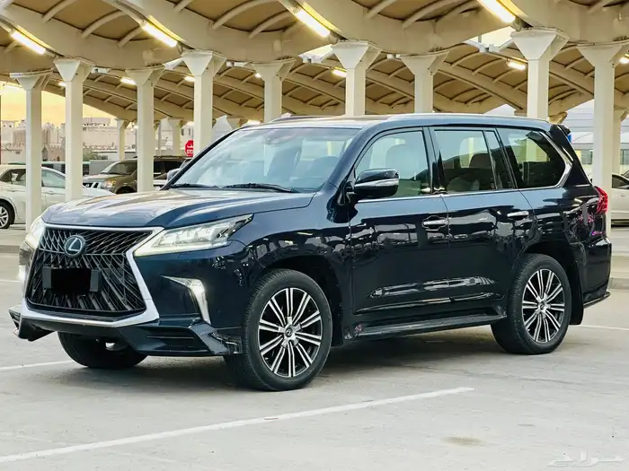 للبيع لكزس LX570s الموديل 2018 محركات وكاله السعر 225000 4