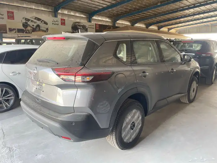 اكس تريل ستاندر 2026 3