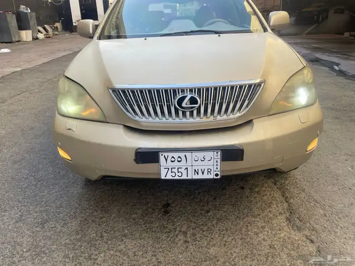 لكزس ار اكس 2004 1