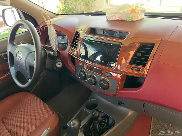 هايلوكس دبل غمارتين المديل 2015 قير تماتيك سعودي 60