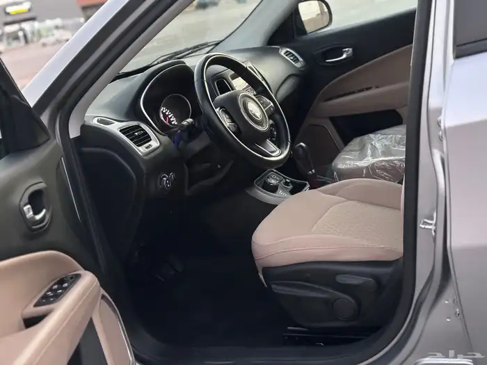 جيب jeep كومباس 2020 عداد 10 الف 30