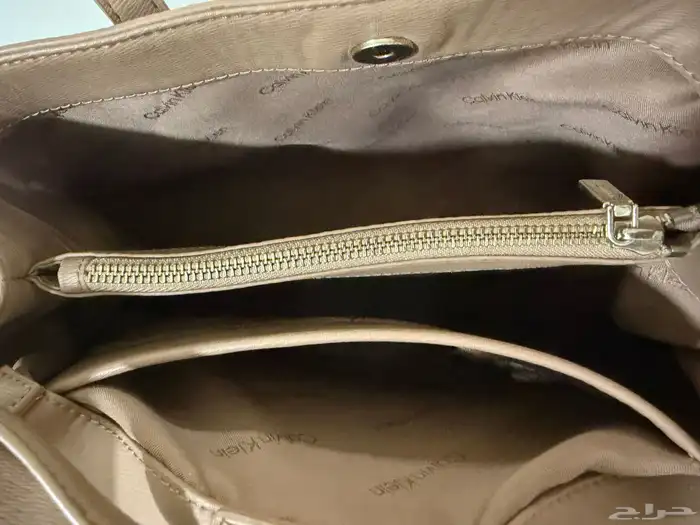 شنطة كالفن كلاين 4