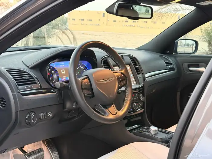 كرايزلر C300s موديل 2021 بحالة الوكاله شرط 9