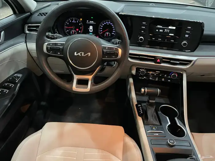 كيا كي5 موديل 2023 ستاندر 16