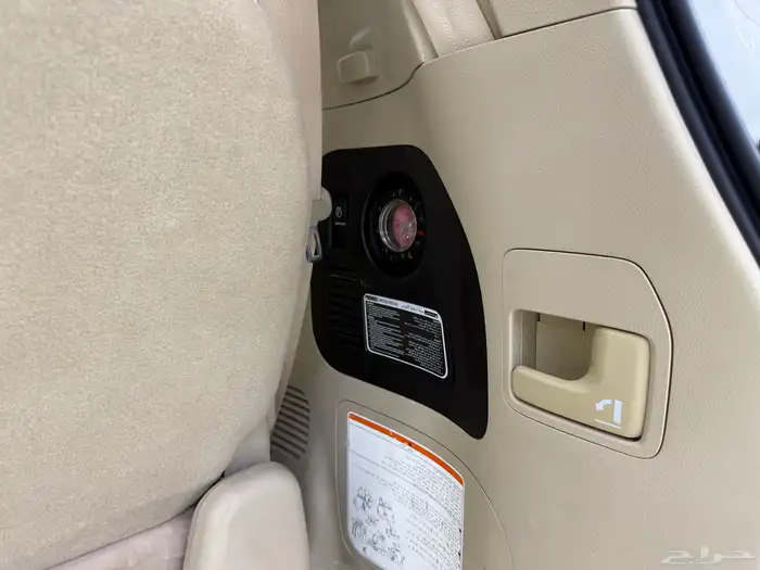 لاندكروزر 2018 GXR فل كامل 8 سلندر بنزين 16