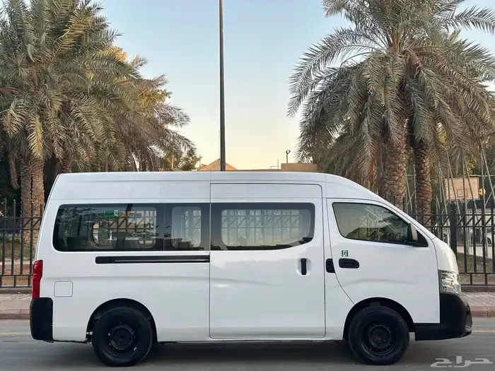 نيسان باص ركاب موديل 2019 سعودي قير عادي ديزل 2