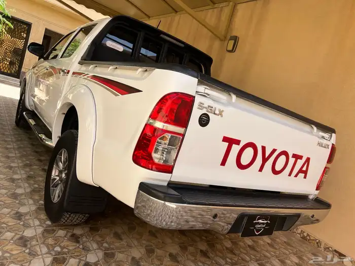 هايلوكس دبل غمارتين المديل 2015 قير تماتيك سعودي 25