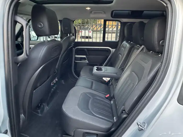 رنج روفر ديفندر FIRST EDITION 110 موديل 2020 ( إصدار خاص ) 36