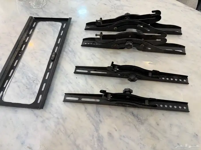 ستاند شاشات نوعية ممتازة تنزل وتطلع ماهب ثابته 1