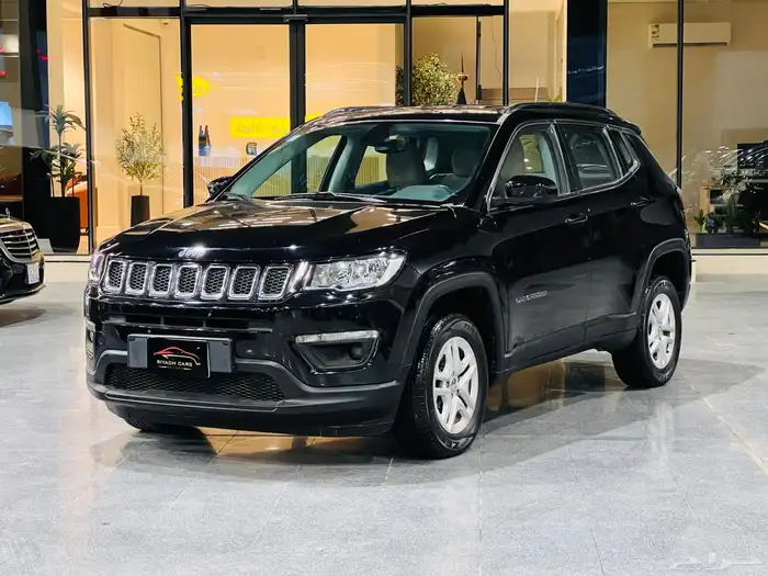 جيب شروكي 2019 ( بحالة ممتازة ) 1