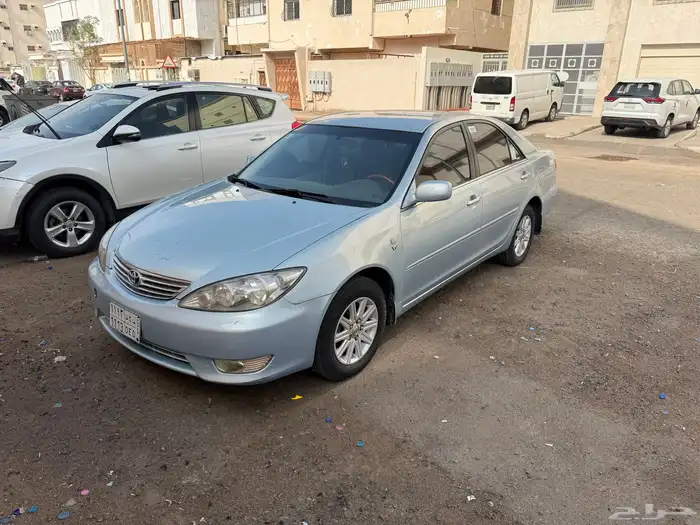 السلام عليكم ورحمة  الله وبركاته كامري 2005 قراندي 6 سلندر 5