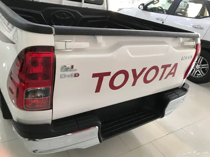 تويوتا هايلكس 2025 ديزل GL غمارتين دفع خلفي 3