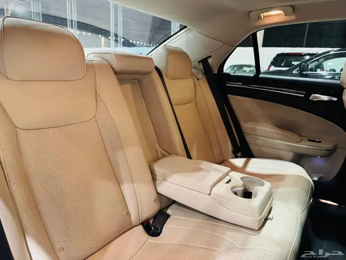 كرايسلر C300 فل كامل سعودي نظيف جدا 8 سلندر 11