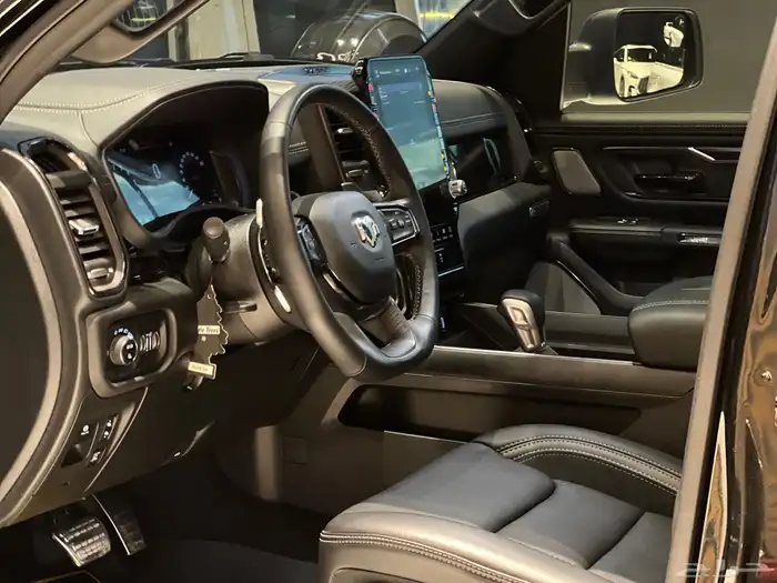مباع - dodge Ram Rebel 2025 مستخدم 5