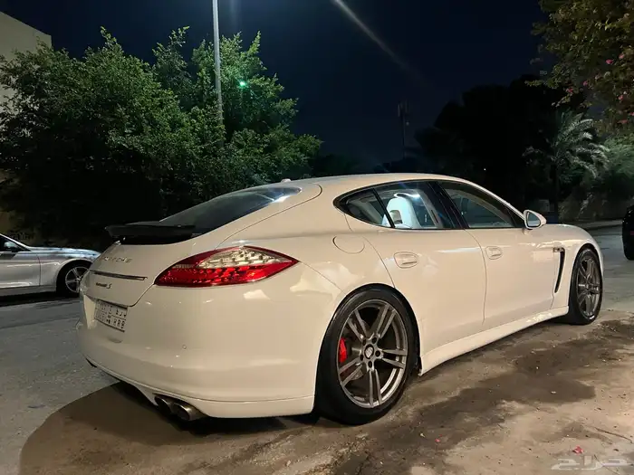 بورش باناميرا اس 2