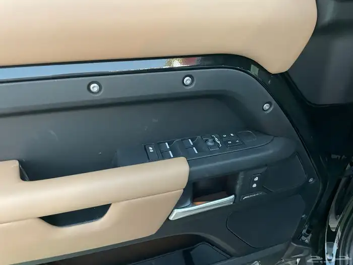 لاند روفر ديفندر2025- X-DYNAMIC-HSE سعودي داخلي جملي بنزين 15