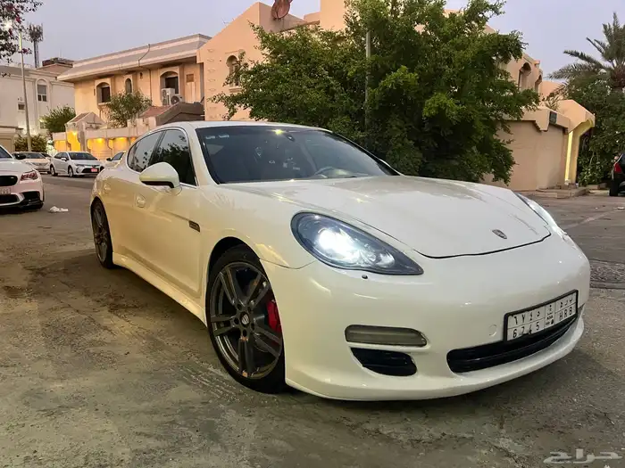 بورش باناميرا اس 14