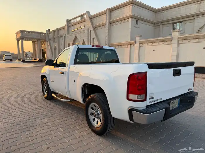 جي ام سي سييرا 2011 وارد الجميح ثاني مالك من الوكالة . 12