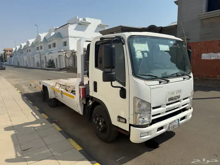 سطحة ايسوزو للبيع 2015 0