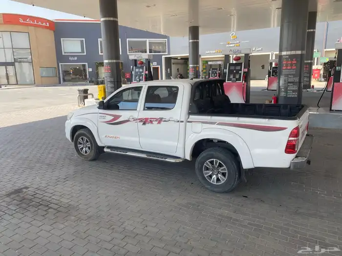 هايلوكس بنزين دبل 2014ممشى 413000 0