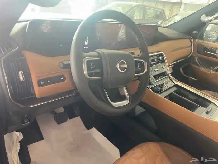 نيسان باترول بلاتينيوم V6 تنفس طبيعي 2026 اسود داخل جملي 6