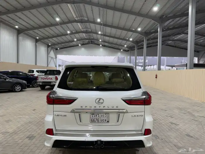 لكزس LX 570 2017 فل كامل DD بودي وكالة 7