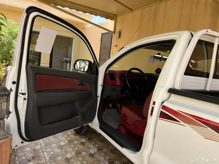 هايلوكس غمارة المديل 2015 سعودي عبداللطيف جميل جي ال اكس 28