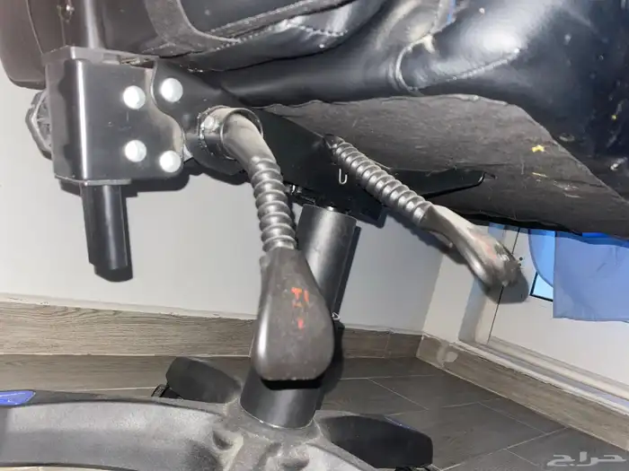 كرسي قيمنق للبيع 4