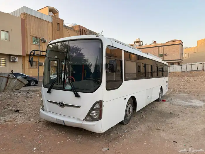 باص هيونداي 60 راكب مخزن عداد 2700 كم فقط 0