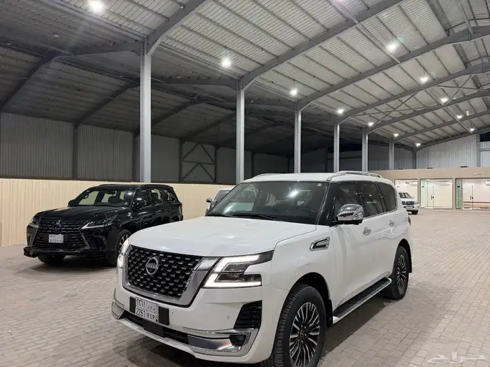 نيسان باترول 2023 فل كامل بلاتينيوم V6 سرندل مخزن 0